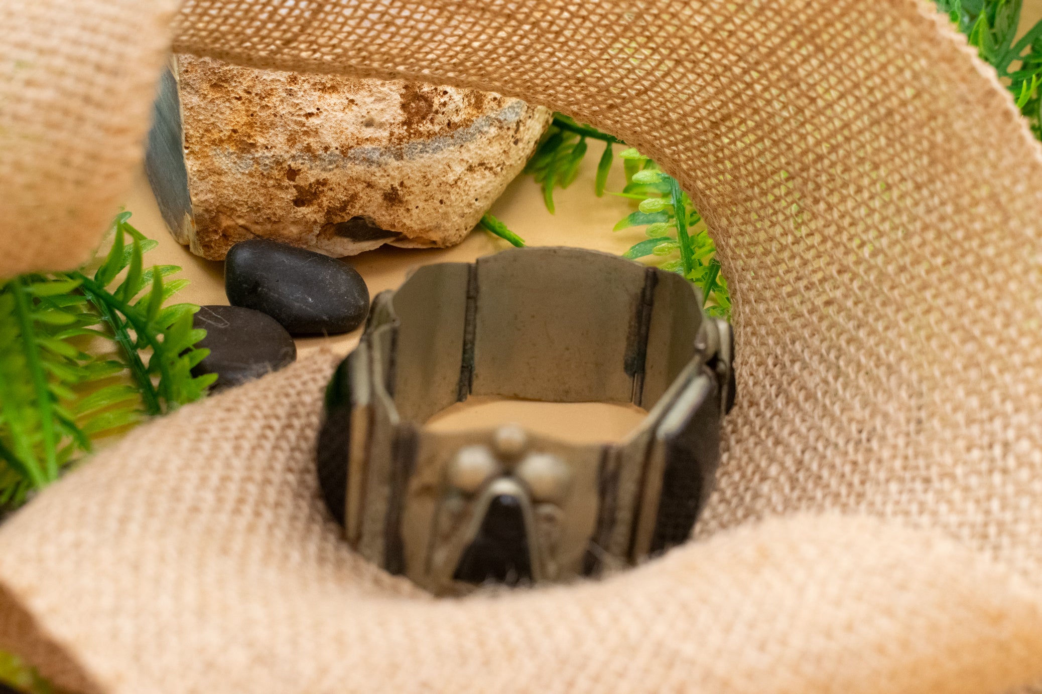 Vintage 70s Sterling Silver Hecho Mexico Aztec Mask Onyx Carved Panel Bracelet