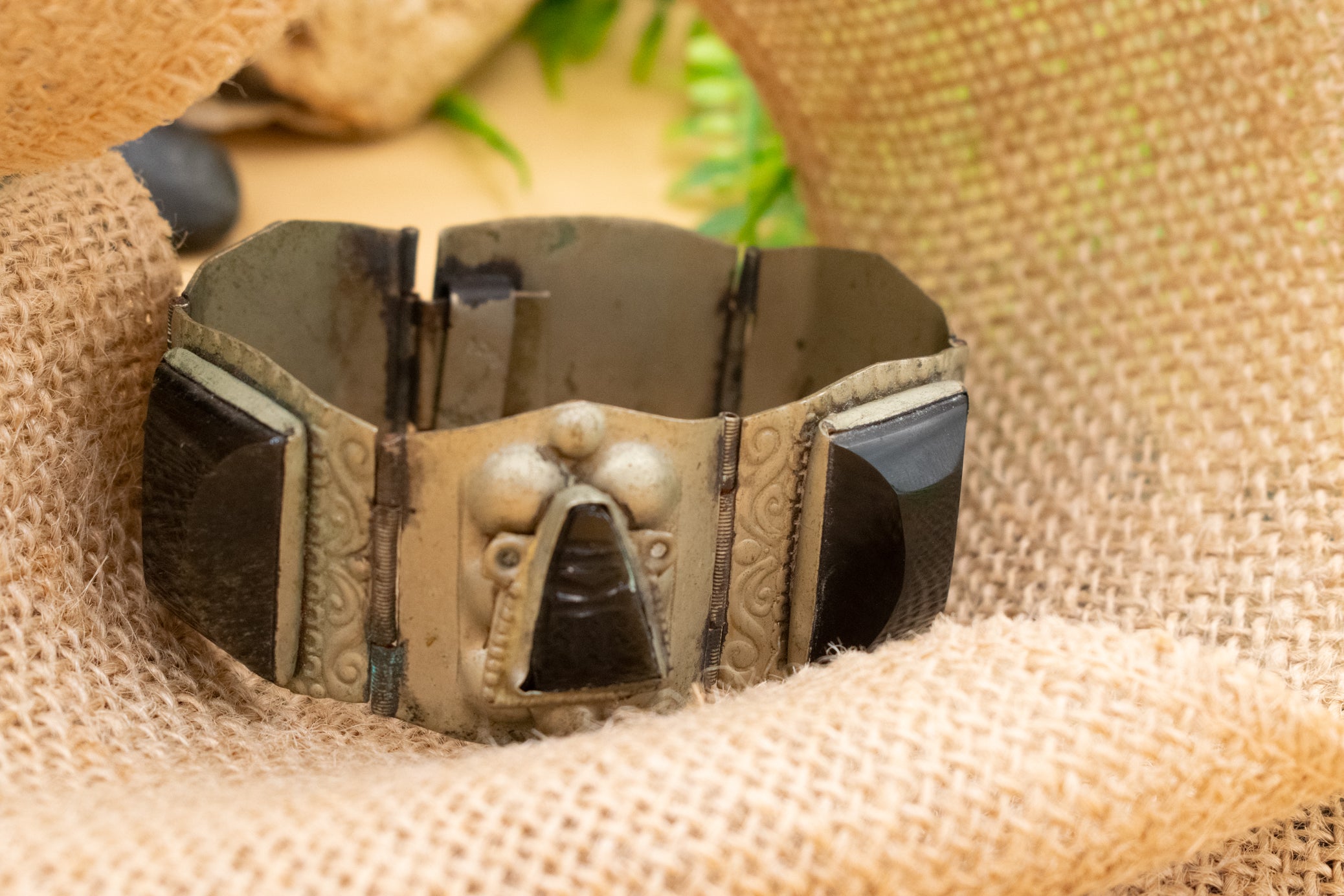 Vintage 70s Sterling Silver Hecho Mexico Aztec Mask Onyx Carved Panel Bracelet