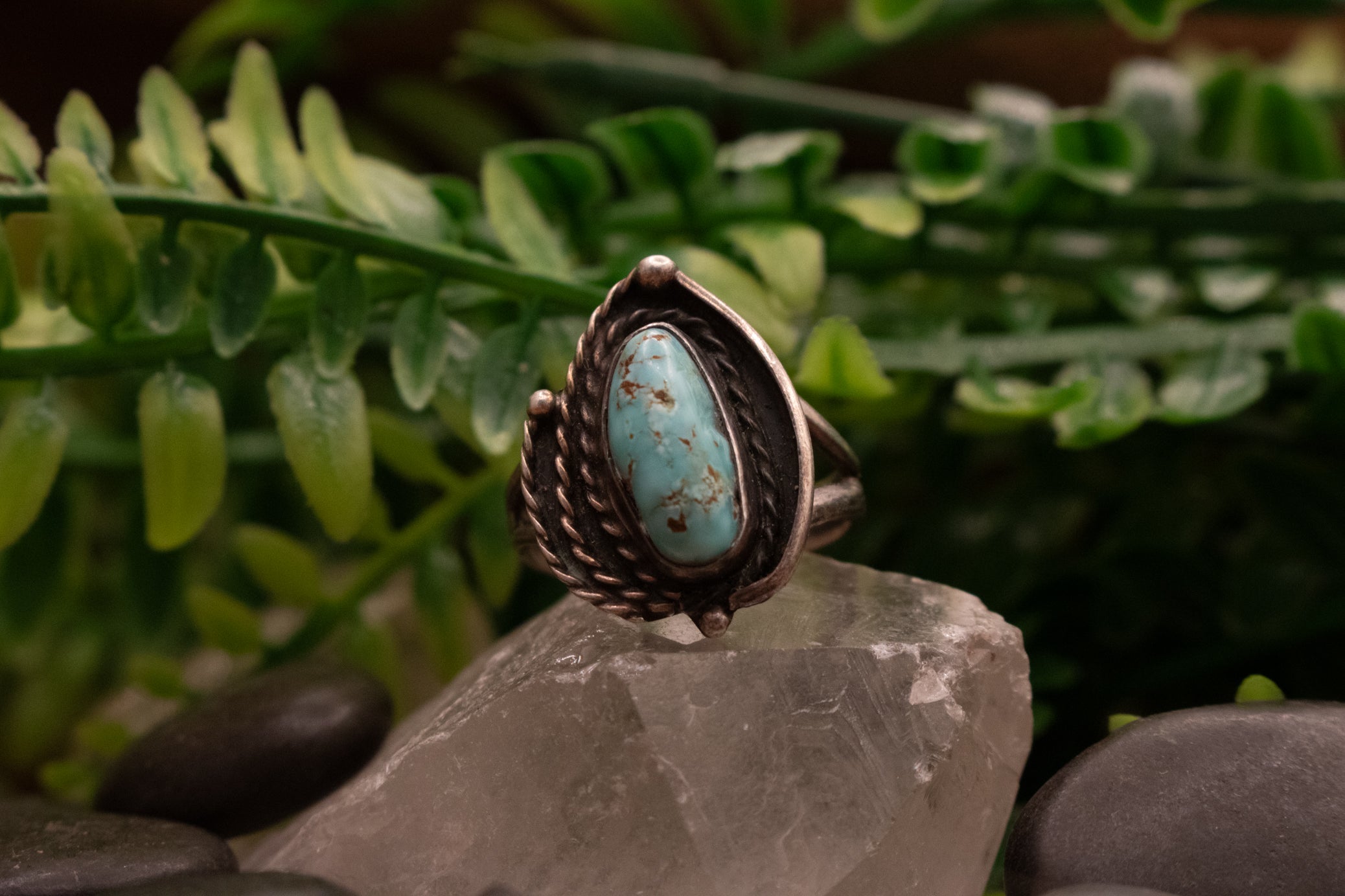 Unique Dyer Blue Turquoise Sterling Silver Rope Border Ring Size 7.5