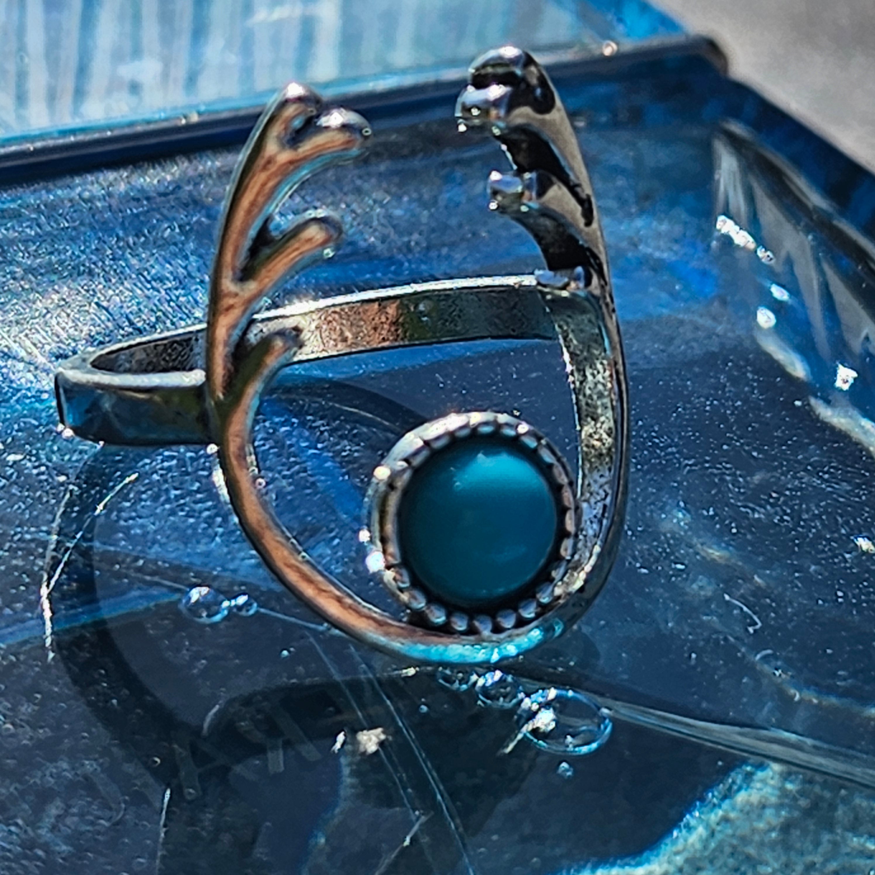 Alloy Plated Silver Faux Turquoise Antler Ring Size 7