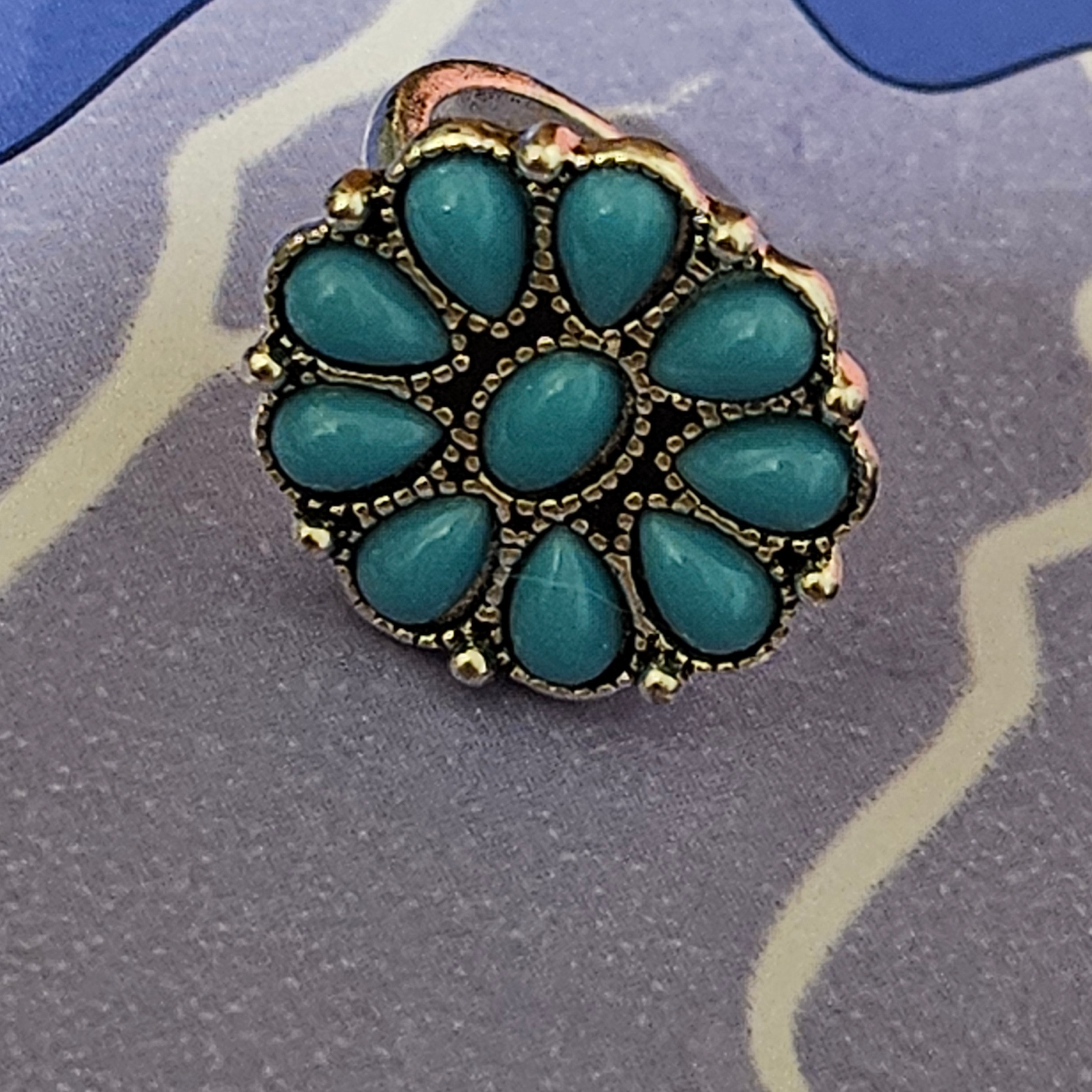 Shiny Alloy Plated Silver Faux Turquoise Flower Ring Size 6