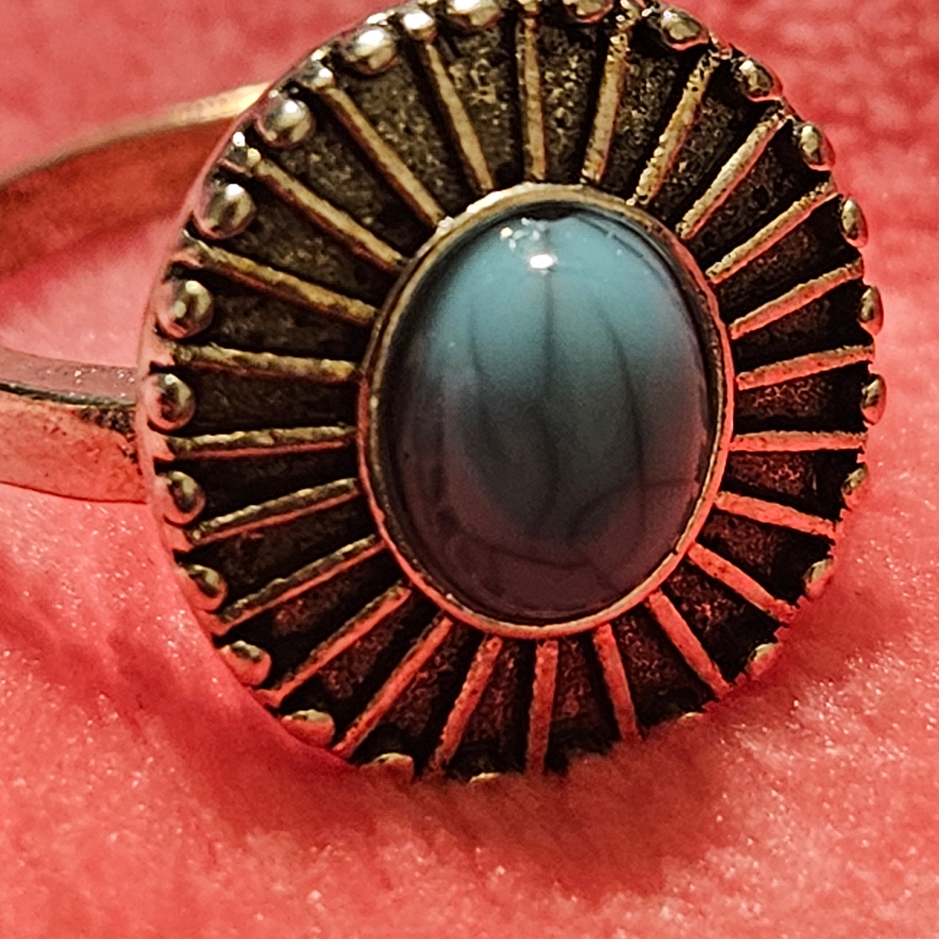 Oval Flower Ring with Faux Turquoise Size 7
