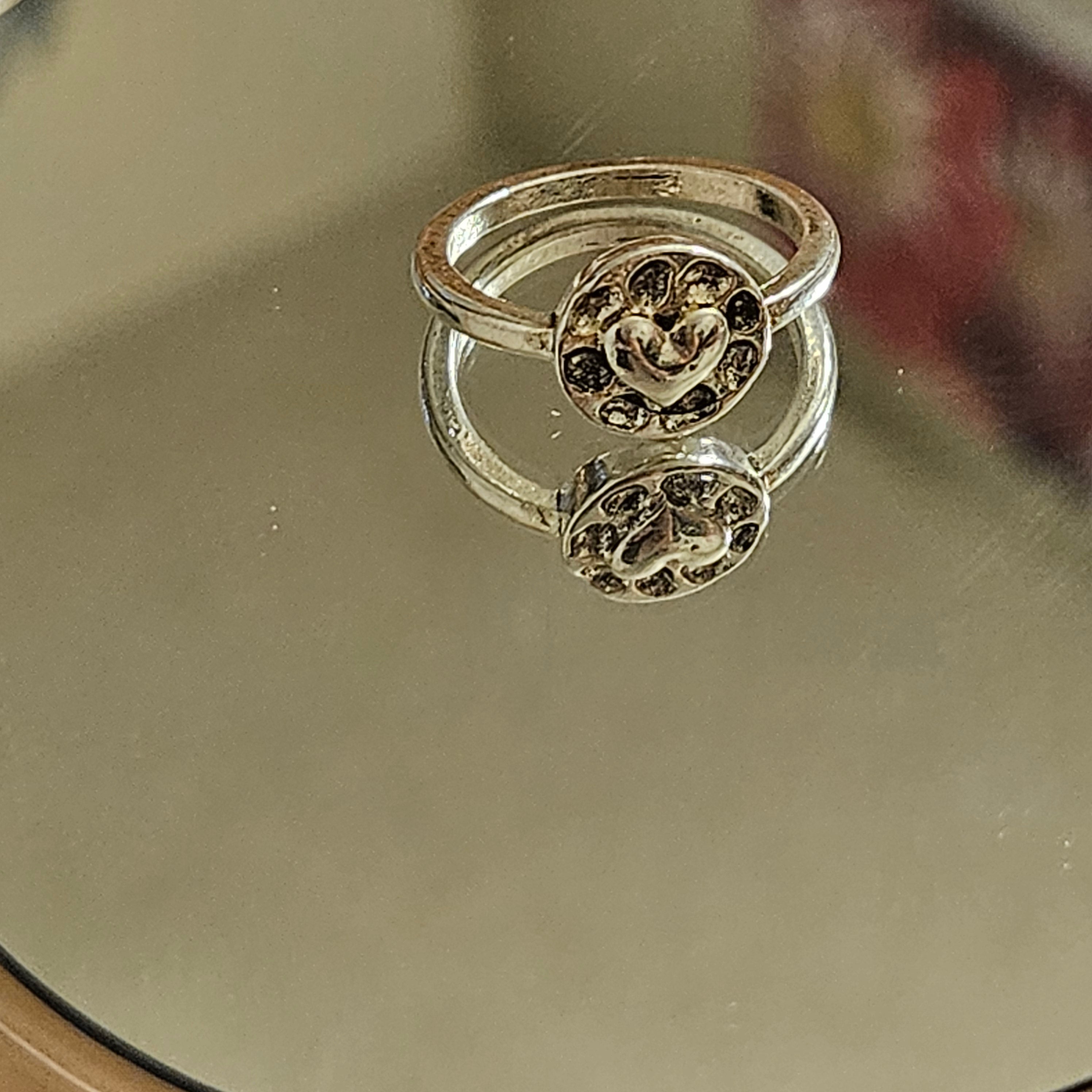 Beautiful Heart Ring with Alloy Silver Plate Size 5